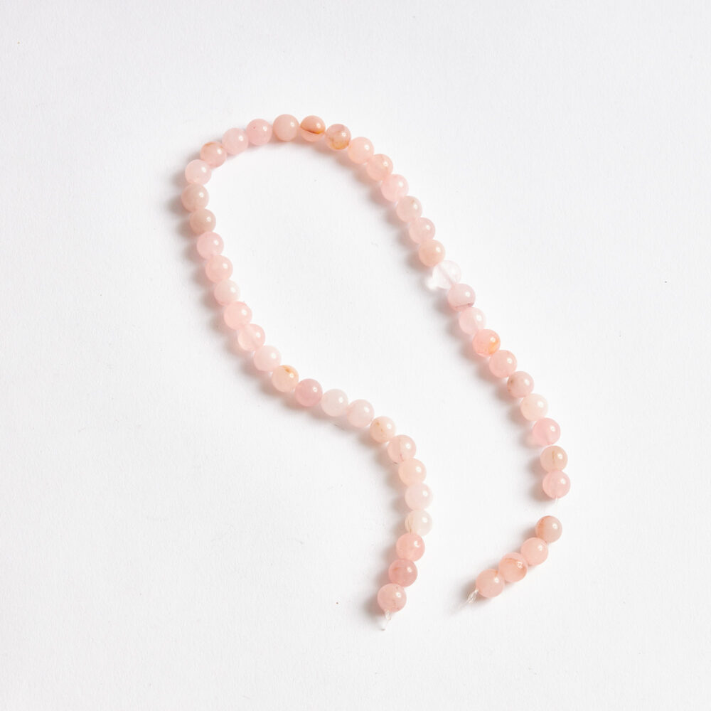 Pembe Kuvars doğal taş 8mm küre kesim dizi ön görünüm.