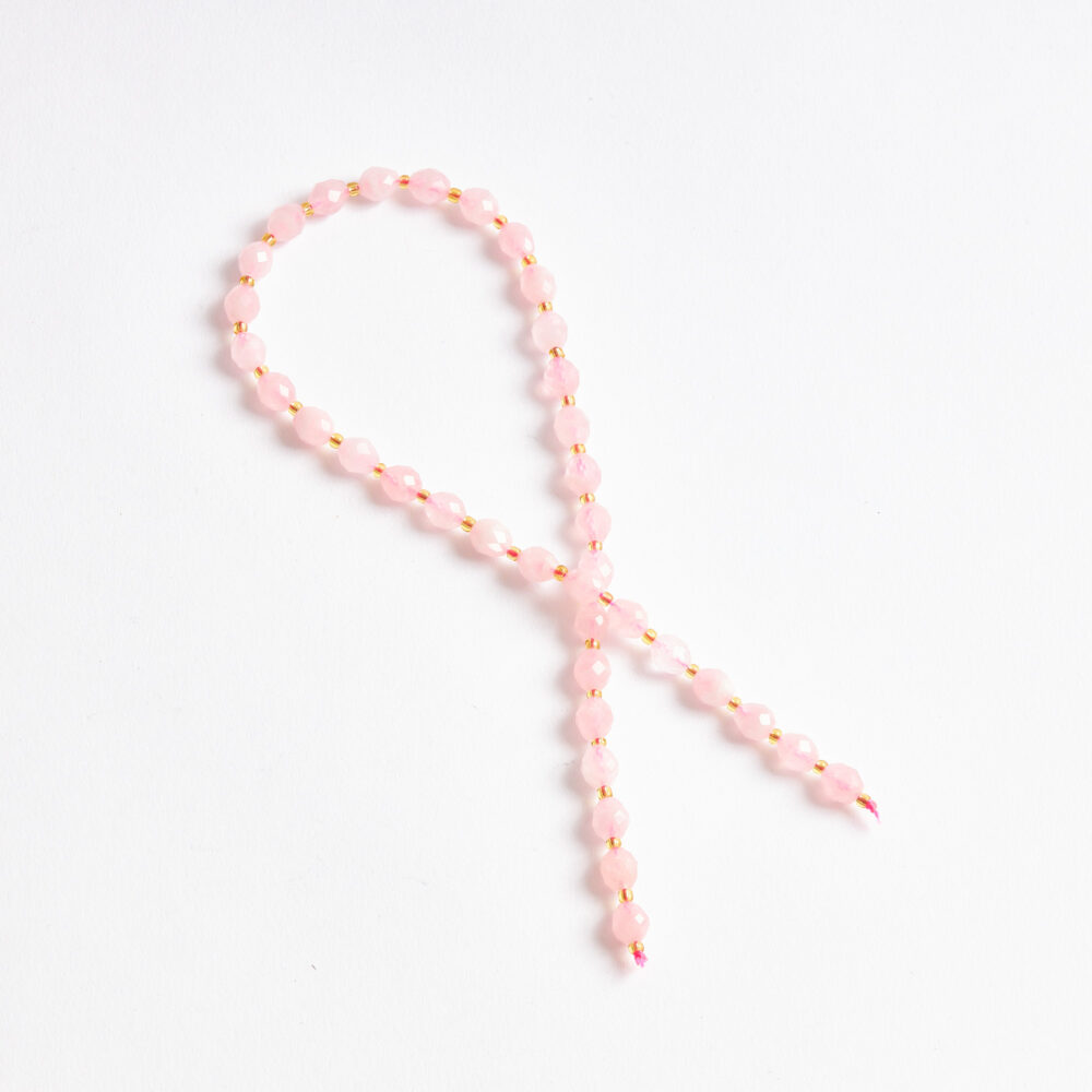 Pembe Kuvars doğal taş özel faset kesim 8x6mm dizi ön görünüm.